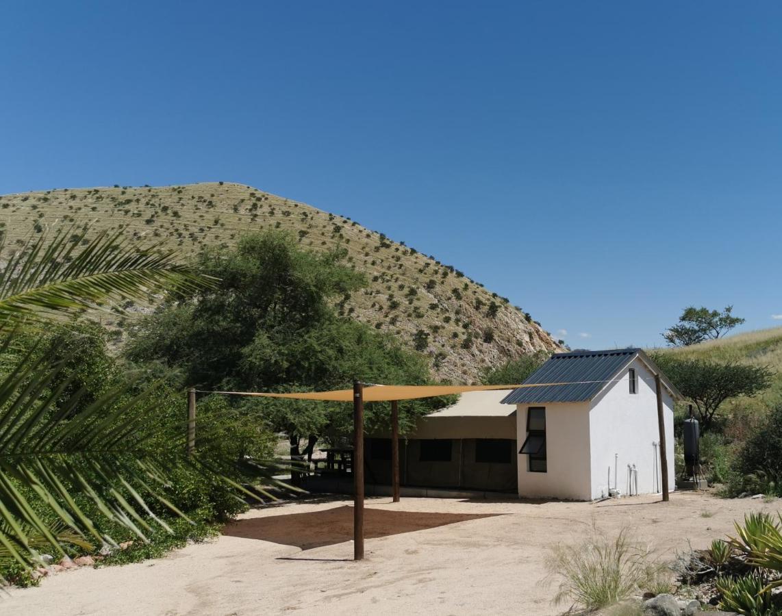 Achab Self Catering Tent Usakos Eksteriør billede