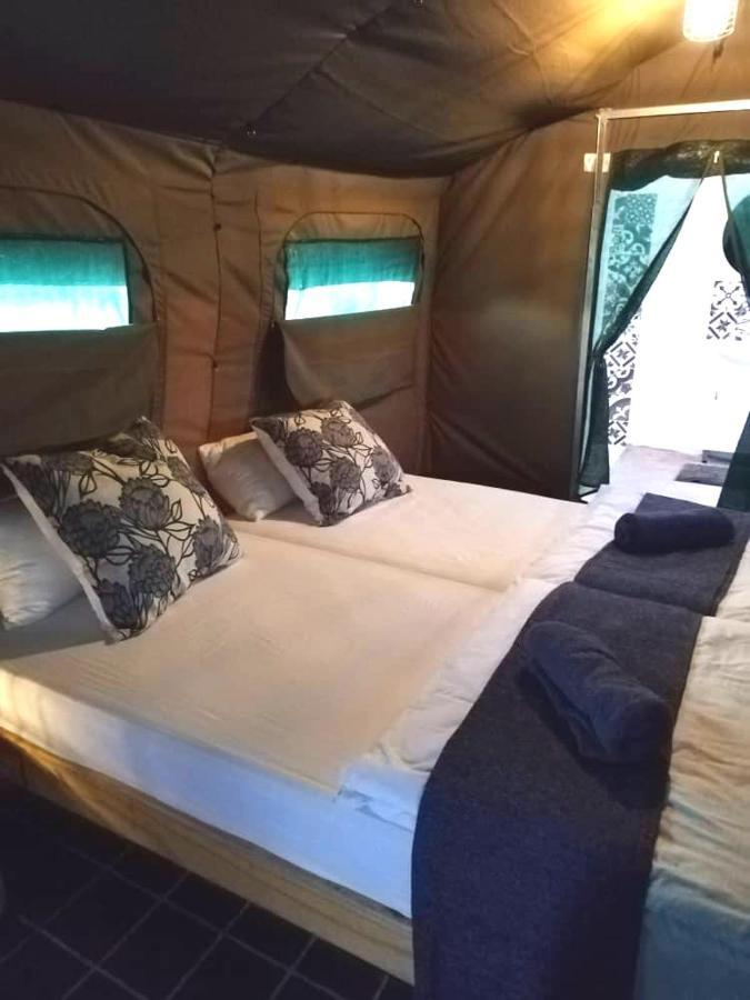 Achab Self Catering Tent Usakos Eksteriør billede